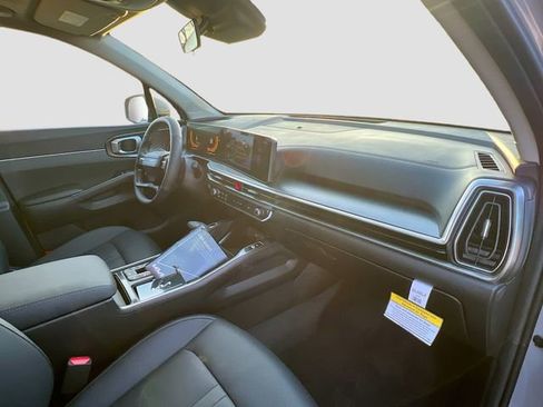 New 2026 Kia Sorento S w/ S Panoramic Sunroof Package image 28