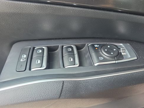 Certified 2025 Kia Sorento LX FWD image 26