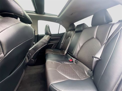 Used 2020 Toyota Camry XSE image 25