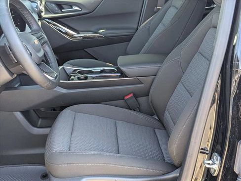 New 2026 Chevrolet Equinox LT FWD image 4