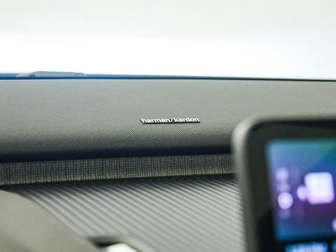 New 2026 Volvo EX30 Plus w/ Climate Package image 23