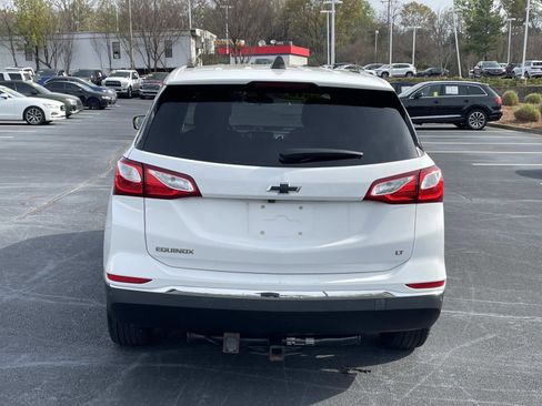 Used 2018 Chevrolet Equinox LT FWD image 6