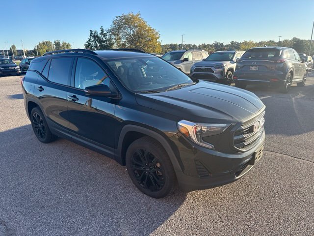 Used 2019 GMC Terrain SLE w/ Driver Convenience Package AWD/4WD image 2
