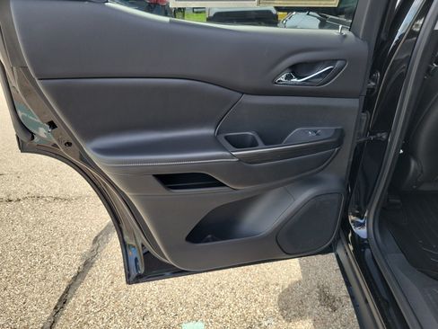 Used 2019 GMC Acadia SLT w/ Black Edition FWD image 14