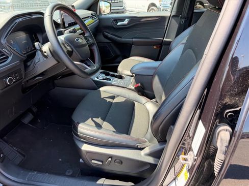 Used 2025 Ford Escape ST-Line AWD/4WD image 12