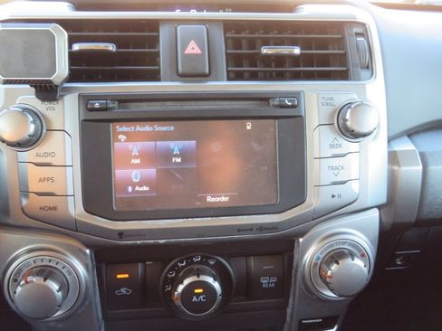 Used 2016 Toyota 4Runner SR5 RWD image 11