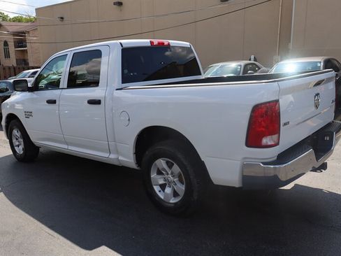 Used 2022 RAM 1500 Classic SLT w/ Electronics Group AWD/4WD image 5
