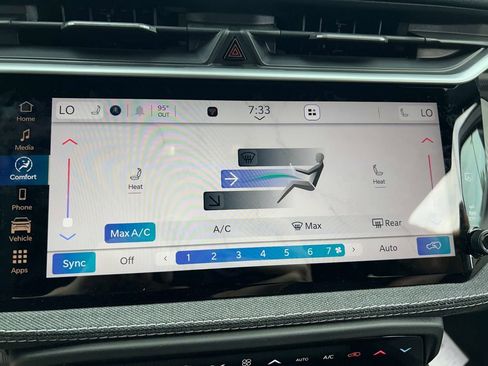 New 2026 Jeep Cherokee Laredo AWD/4WD image 11