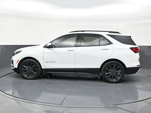 Used 2024 Chevrolet Equinox RS w/ RS Leather Package FWD image 2