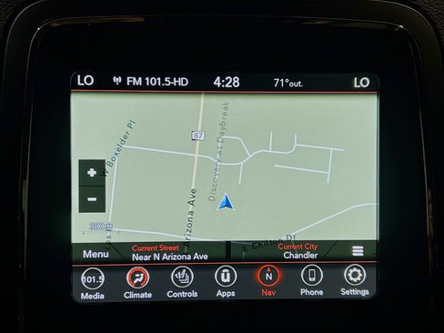 Used 2018 Dodge Durango GT w/ Technology Group RWD image 9