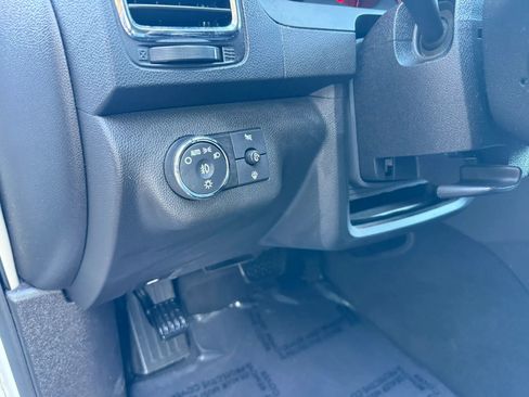 Used 2007 GMC Acadia SLT w/ Trailering Package image 12