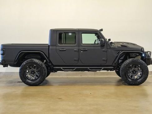 Used 2025 Jeep Gladiator Sport AWD/4WD image 40