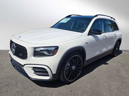 New 2026 Mercedes-Benz GLB 35 AMG 4MATIC image 7