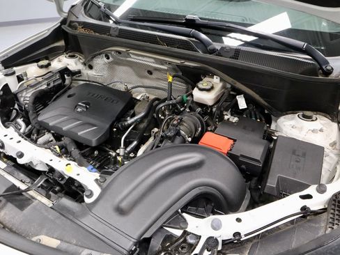 Used 2023 Buick Encore GX Essence w/ Experience Buick Package AWD/4WD image 16