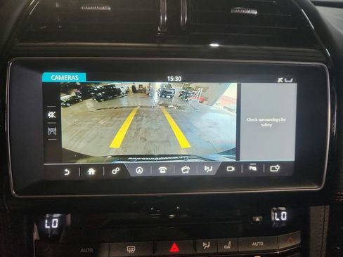 Used 2017 Jaguar F-PACE R-Sport AWD/4WD image 17