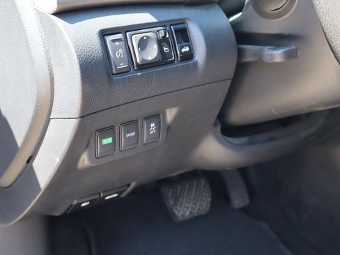 Used 2014 Nissan Sentra SL w/ Protection Package FWD image 19