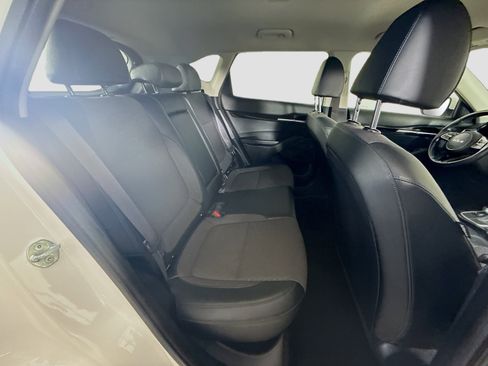 Used 2022 Kia Seltos S image 27
