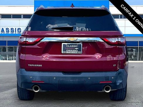 Used 2018 Chevrolet Traverse LT FWD image 4