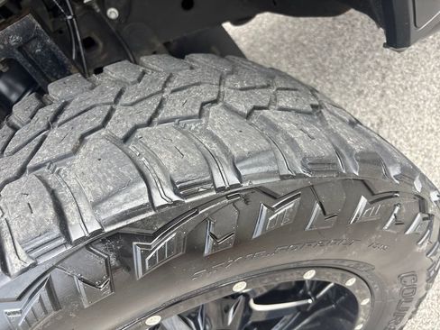 Used 2019 GMC Sierra 1500 SLT AWD/4WD image 31