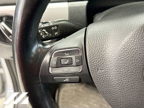 Used 2013 Volkswagen Jetta SE FWD image 12