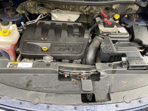 Used 2014 Jeep Compass Latitude AWD/4WD image 6