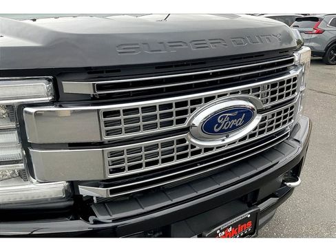 Used 2019 Ford F350 Platinum w/ Platinum Ultimate Package image 30