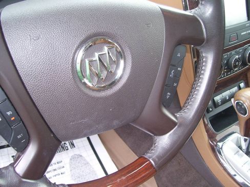 Used 2013 Buick Enclave Premium AWD/4WD image 13