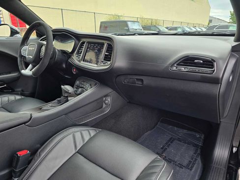 Used 2022 Dodge Challenger SRT Hellcat RWD image 10