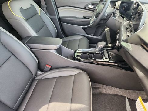 New 2026 Chevrolet Trax ACTIV w/ Sunroof Package FWD image 10
