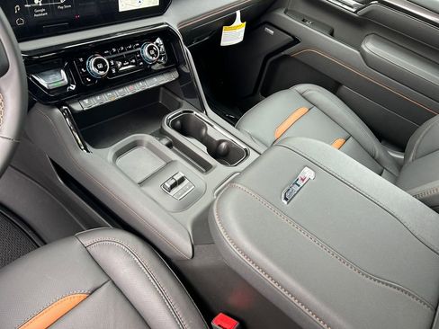 New 2025 GMC Sierra 2500 AT4 image 20