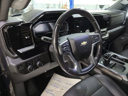 Used 2023 Chevrolet Silverado 1500 LTZ image 15