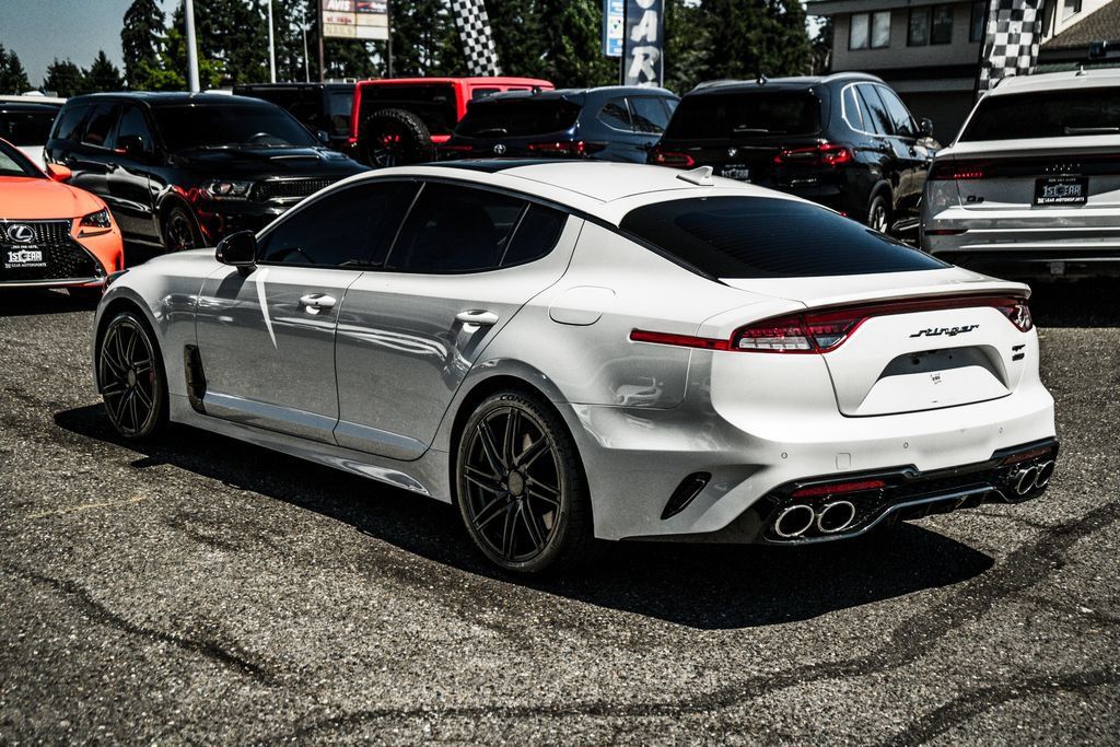Used 2022 Kia Stinger GT1 AWD/4WD image 17
