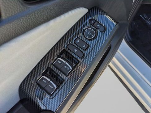 Used 2025 Honda Civic Sport image 16