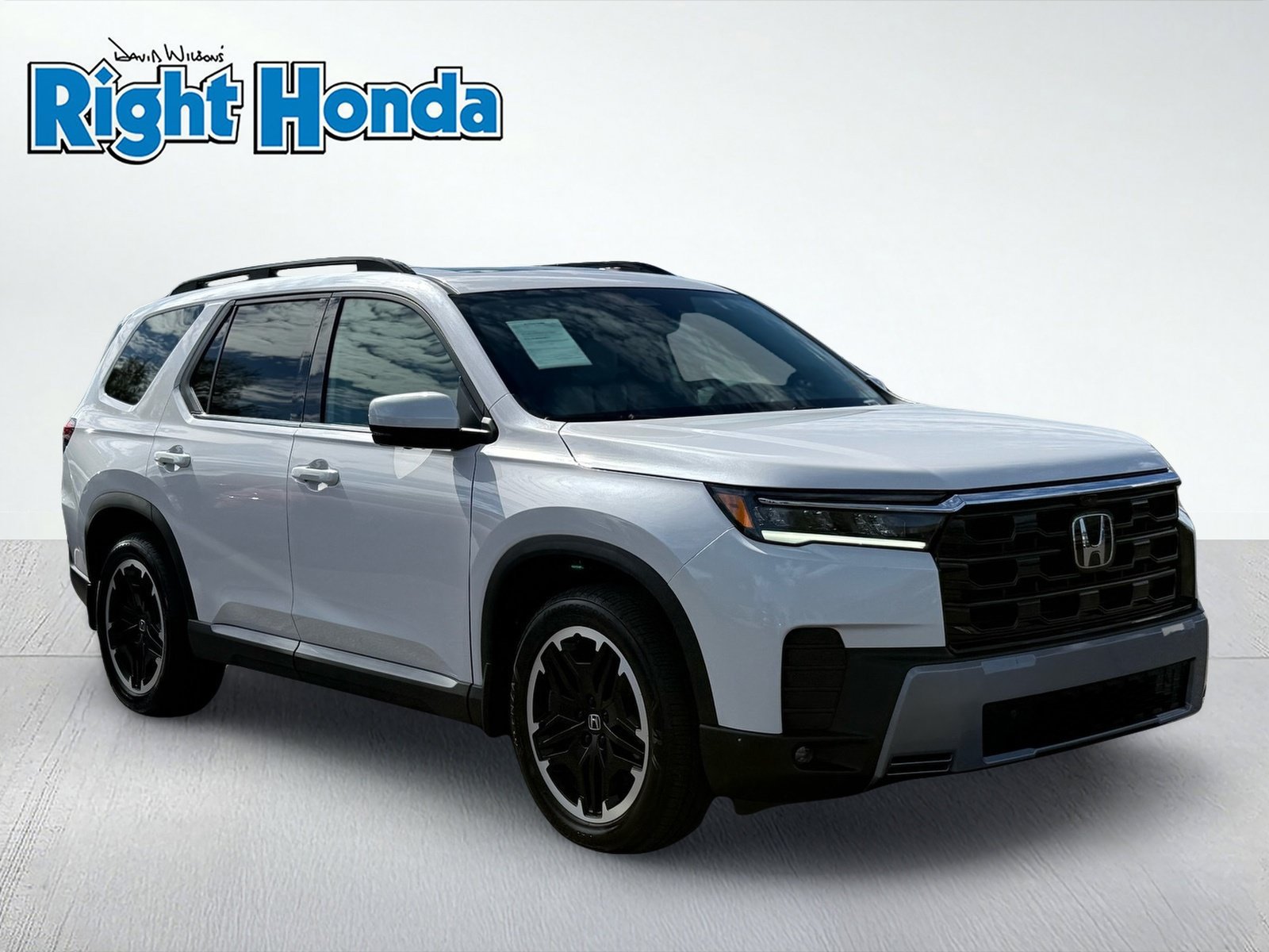 Used 2026 Honda Pilot Touring image 10