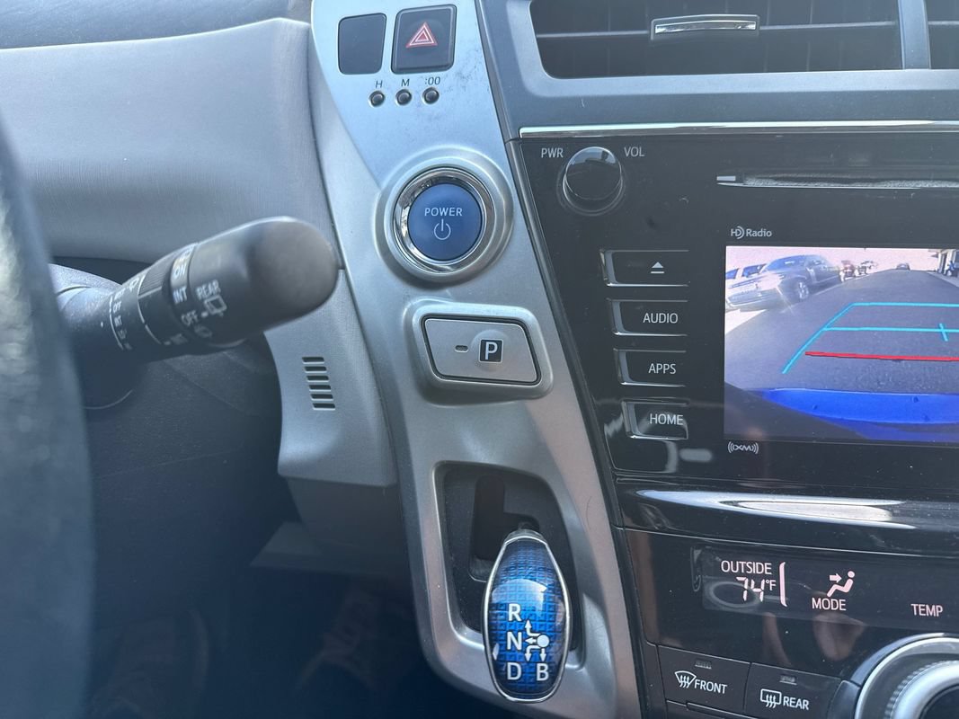 Used 2017 Toyota Prius V Five FWD image 18