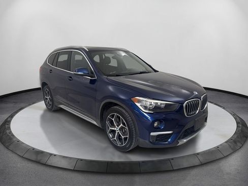 Used 2019 BMW X1 xDrive28i w/ Convenience Package AWD/4WD image 3