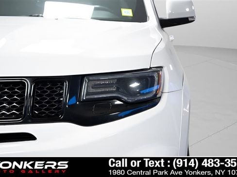 Used 2021 Jeep Grand Cherokee SRT image 23