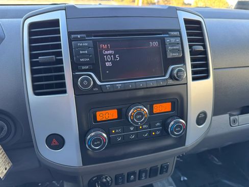 Used 2017 Nissan Frontier SV w/ SV Value Truck Package AWD/4WD image 37