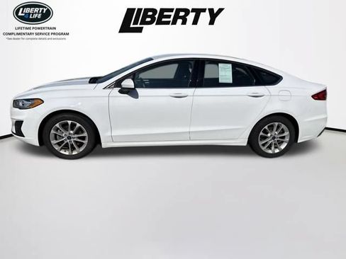 Certified 2019 Ford Fusion SE FWD image 4