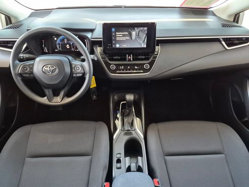 Certified 2026 Toyota Corolla LE FWD image 27