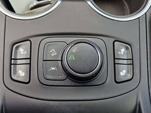 Used 2024 GMC Terrain SLT FWD image 27