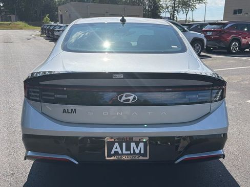 New 2026 Hyundai Sonata SEL FWD image 5