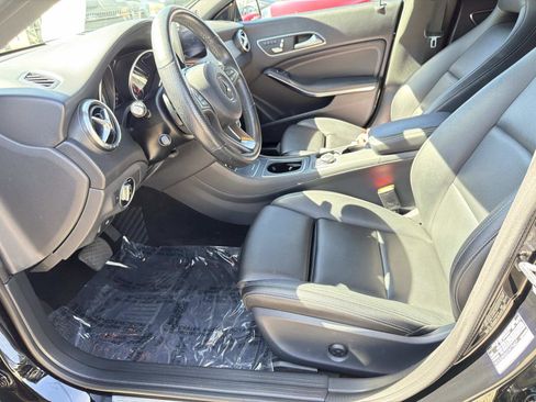 Used 2019 Mercedes-Benz CLA 250 image 15