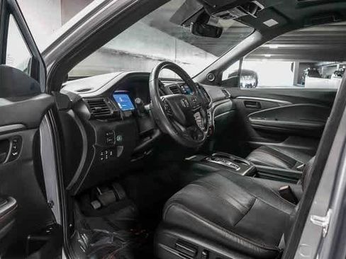 Used 2022 Honda Passport TrailSport image 17