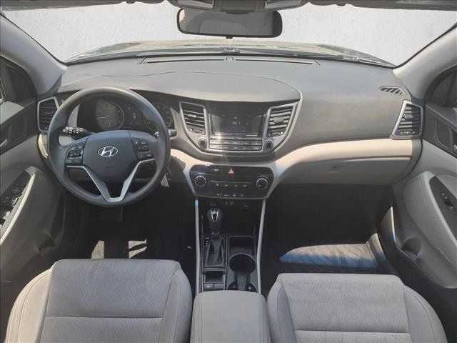 Used 2017 Hyundai Tucson SE w/ SE Popular Package 02 FWD image 16