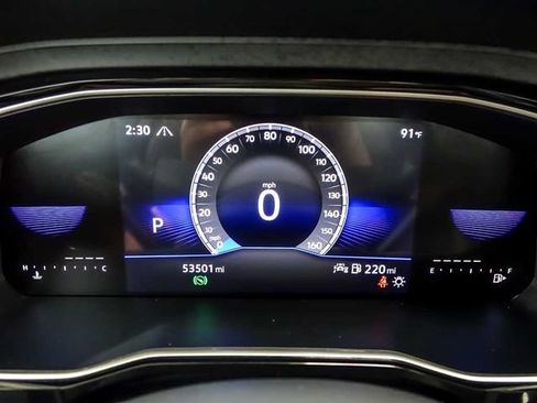 Used 2024 Volkswagen Jetta SE FWD image 20