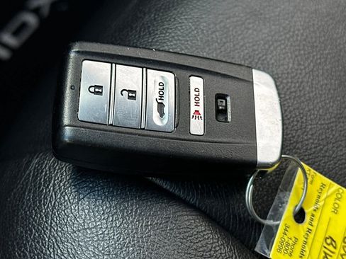 Used 2018 Acura MDX FWD image 26