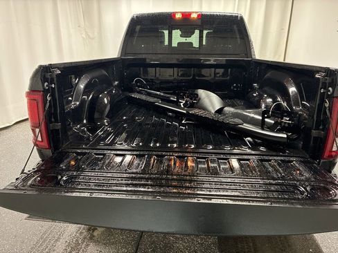 Used 2026 RAM 2500 Laramie AWD/4WD image 7