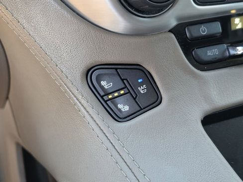 Used 2016 GMC Yukon SLT w/ Open Road Package RWD image 39