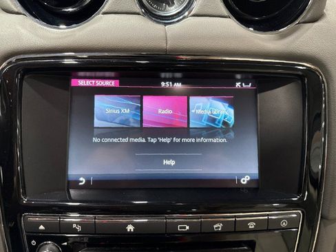 Used 2016 Jaguar XJ R-Sport RWD image 75